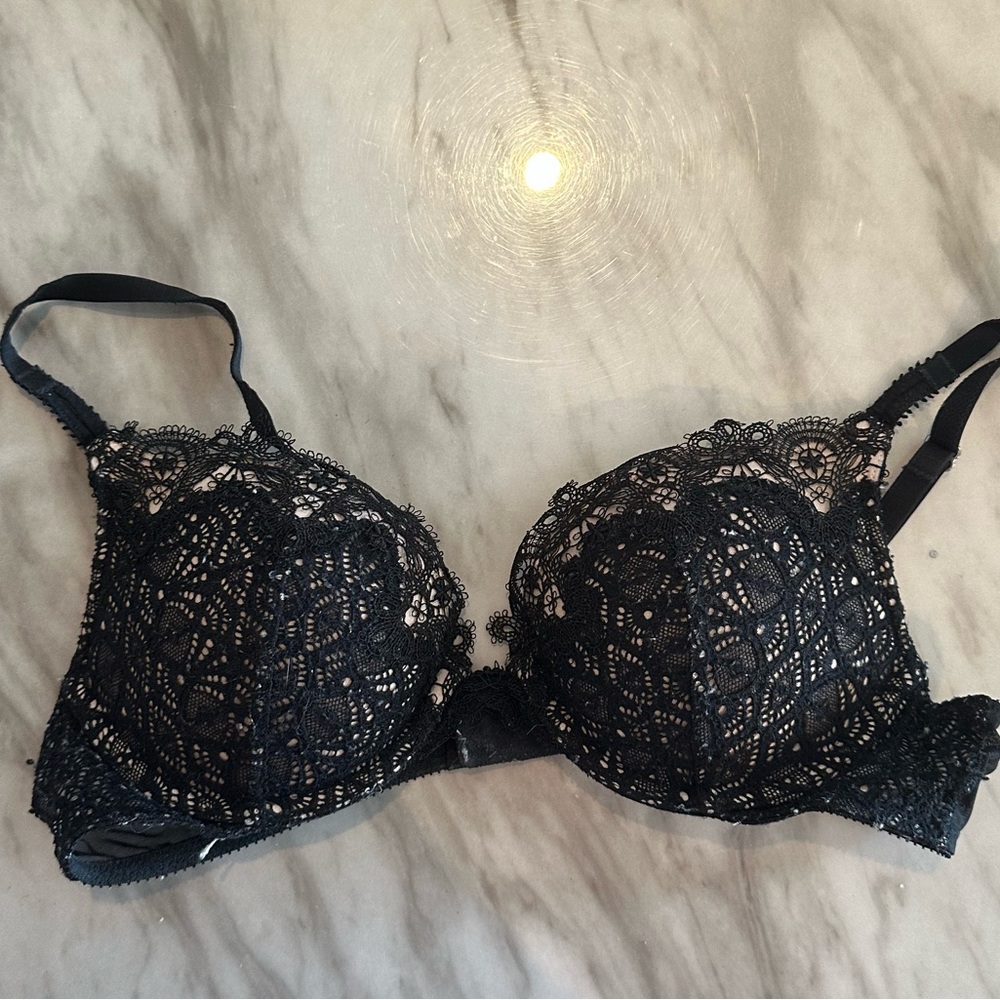 Victoria’s Secret Very Sexy Black Lace and Nude Push Up Bra 32B